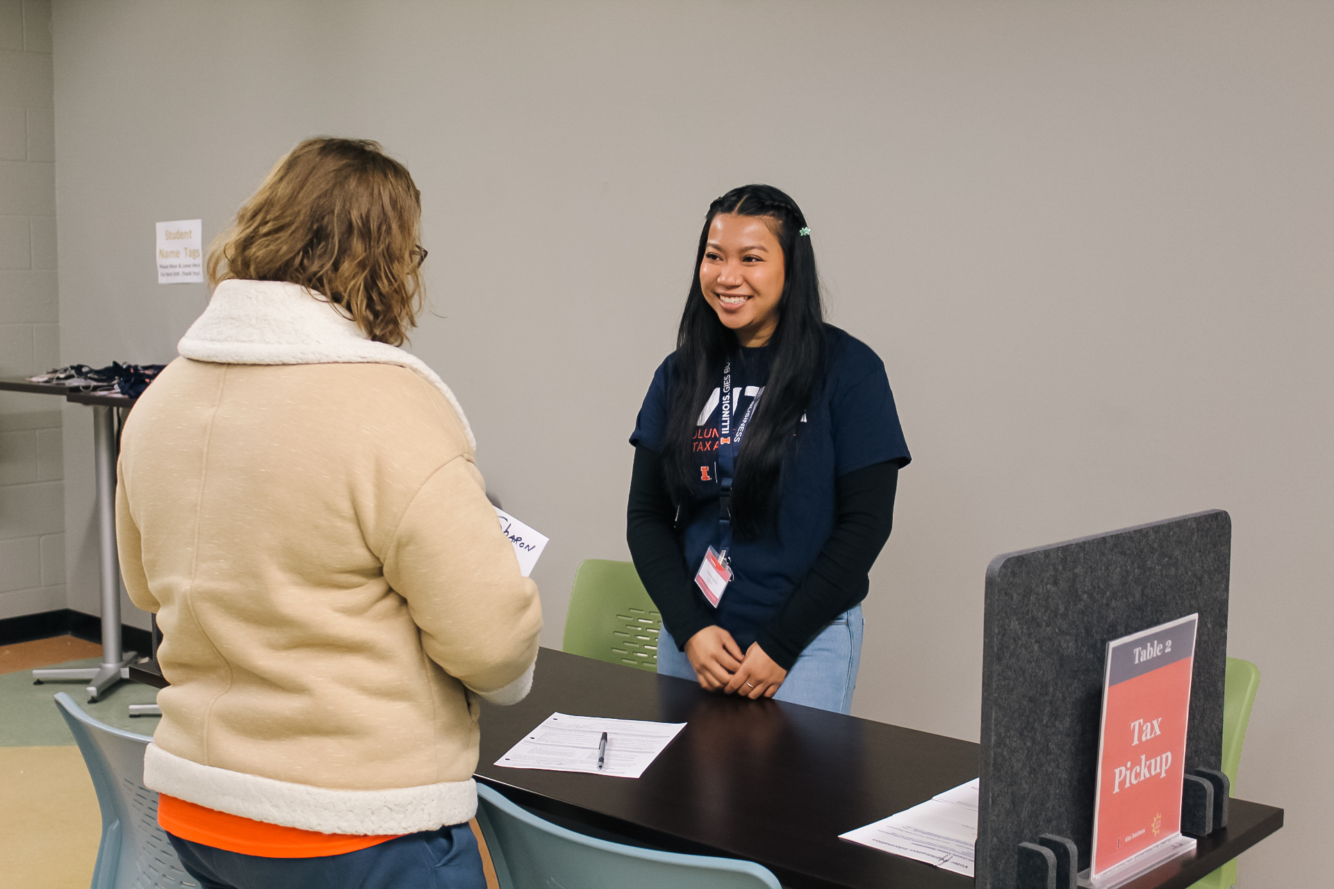 VITA Volunteer VITA Volunteer helping a taxpayer